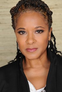 TKeyah Crystal Keymáh